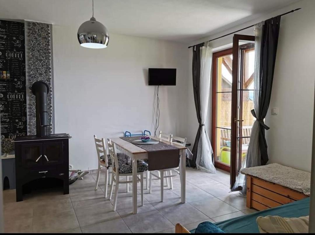 Apartman S Terasou A Vyhledem Na Jezero Lipno Kovářov Kültér fotó